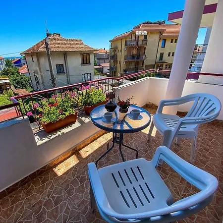 Apartments Yana Obzor Exterior photo