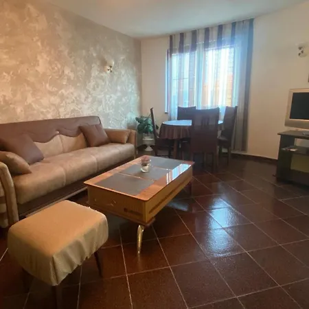 Apartments Yana Obzor Exterior photo