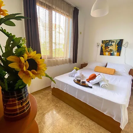 Apartments Yana Obzor Exterior photo